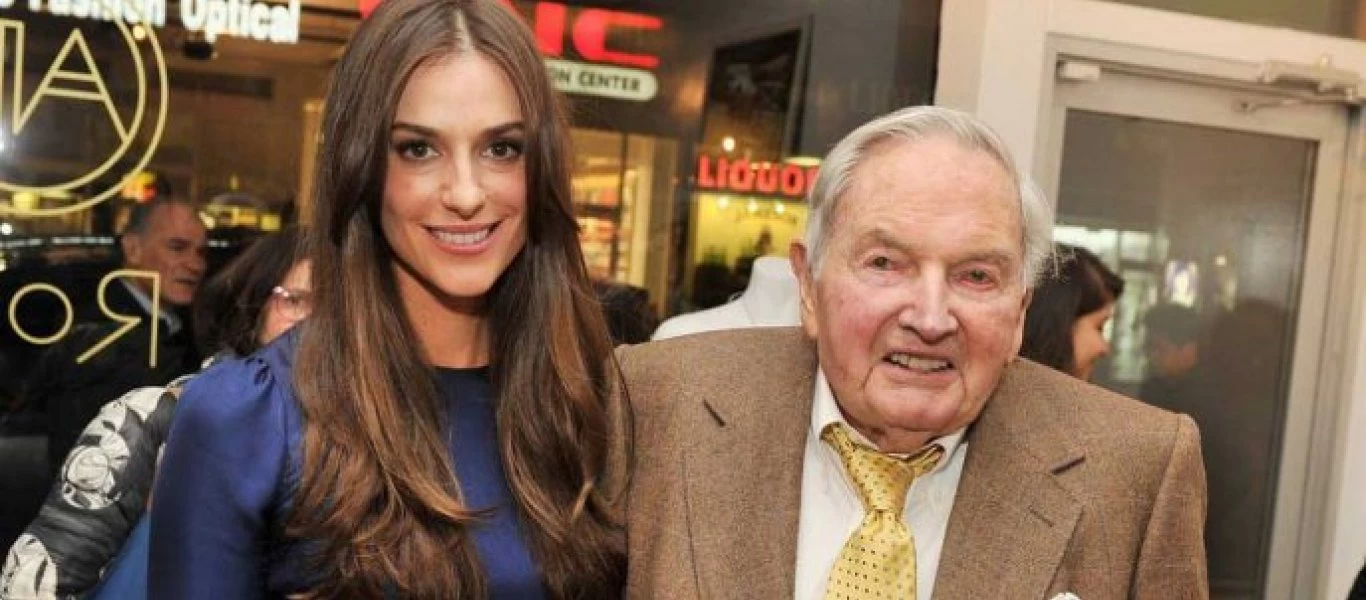 Στη Μύκονο η Αριάνα Ρόκφελερ - Eγγονή του εκλιπόντα δισεκατομμυριούχου Ντέιβιντ Ροκφέλερ (φωτο)